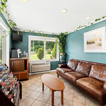 Americas Best Value Inn Stonington Mystic Ngoại thất bức ảnh